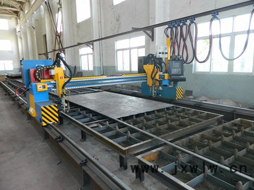 新型CNC數(shù)控等離子切割機(jī) 全自動數(shù)控開料機(jī)