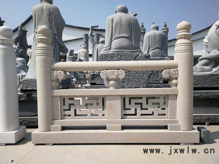 魯泉精工 石材木工雕刻機(jī)廣告雕刻機(jī)激光雕刻機(jī)等離子切割機(jī)濟(jì)南賣開料機(jī)的廠家