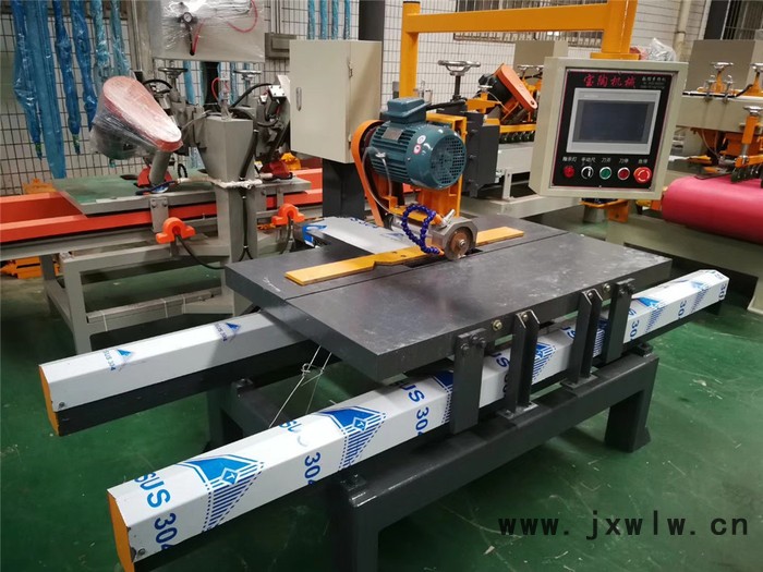 供應(yīng)寶陶機(jī)械BT-1200型數(shù)控切割機(jī) 1.2米瓷磚瓷片切割機(jī) 數(shù)控切割廠家 陶瓷深加工設(shè)備制造商 進(jìn)口電機(jī)新型手推機(jī)