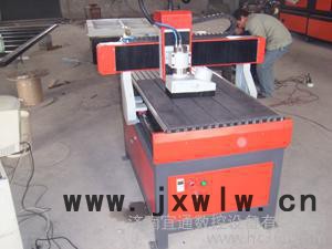 **玲瓏電動(dòng)雕刻機(jī)、廣告雕刻機(jī)6090