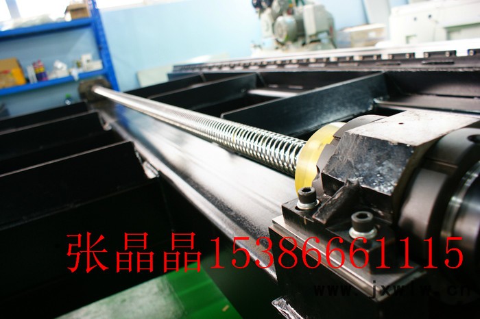 供應光纖激光切割機 高性能低價格 操作方便 數(shù)控切割機 金屬切