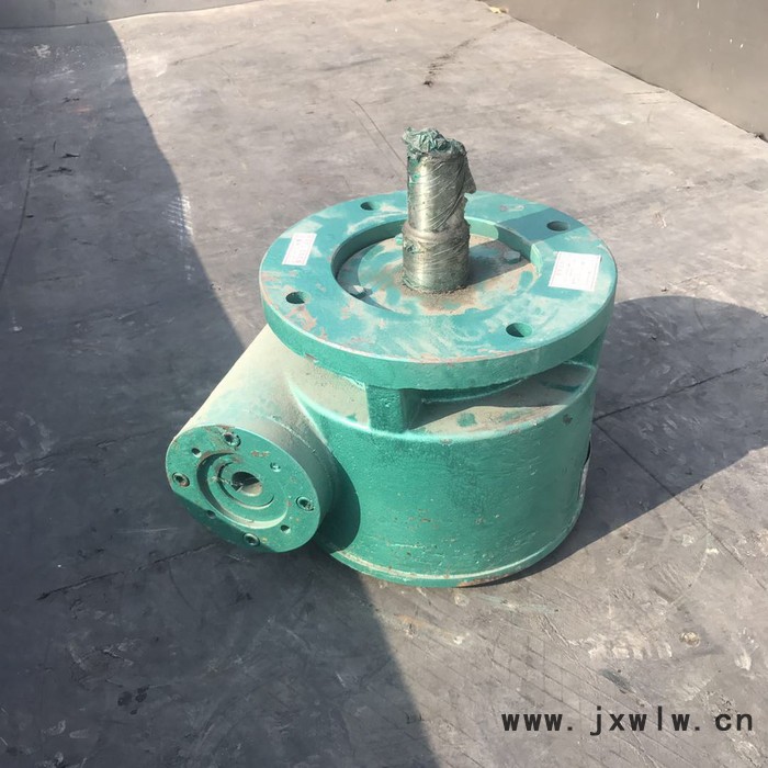 陜西鵬齊直銷(xiāo)蝸輪蝸桿減速機(jī)小型臥式變速機(jī)現(xiàn)貨微型渦輪立式減速機(jī)