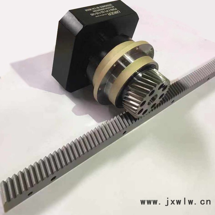 臺灣UIKER優(yōu)克軸式輸出減速機(jī) 行星伺服減速機(jī) 安裝方便廠家現(xiàn)貨