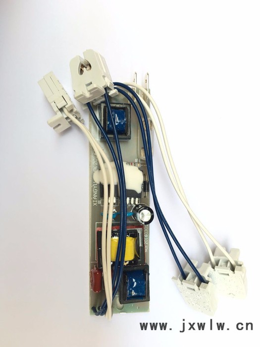 宇通配件SN619廂燈逆變速器配件廂燈逆變速器