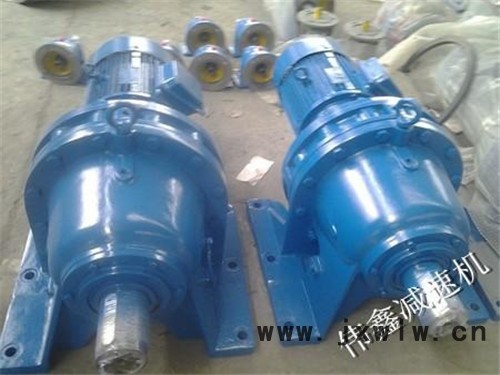 偉鑫8000系列減速機(jī)xwd8255、8245、8235擺線針輪減速機(jī)降價(jià)銷售