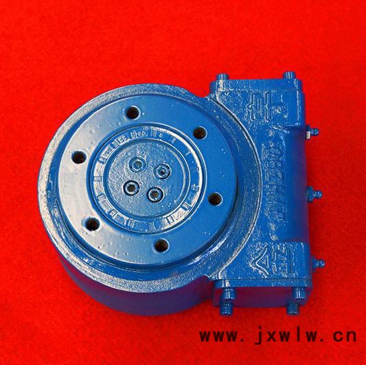太陽(yáng)能回轉(zhuǎn)減速機(jī)德州金宇太陽(yáng)能發(fā)電系統(tǒng)的蝸輪驅(qū)動(dòng)減速機(jī) 回轉(zhuǎn)減速機(jī) 太陽(yáng)能回轉(zhuǎn)裝置