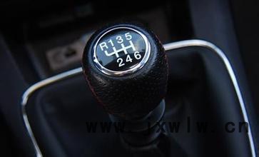 上海汽車配件變速器軸激光打標(biāo)機/南京半導(dǎo)體激光器廠家專業(yè)更換