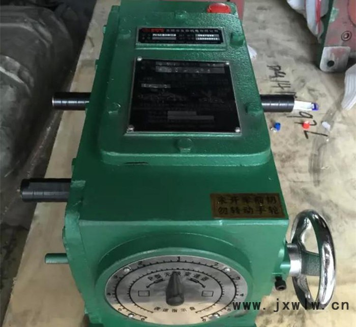 P式鏈條機(jī)，P4立式變速器，P式齒鏈?zhǔn)綗o極變速機(jī)