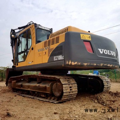 沃爾沃中型二手挖機(jī)210道依茨發(fā)動(dòng)機(jī)經(jīng)久耐用力氣大
