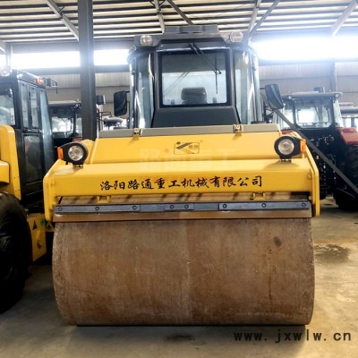 12噸壓路機 12噸雙鋼輪壓路機 壓路機 壓路機廠家 康明斯發(fā)動機