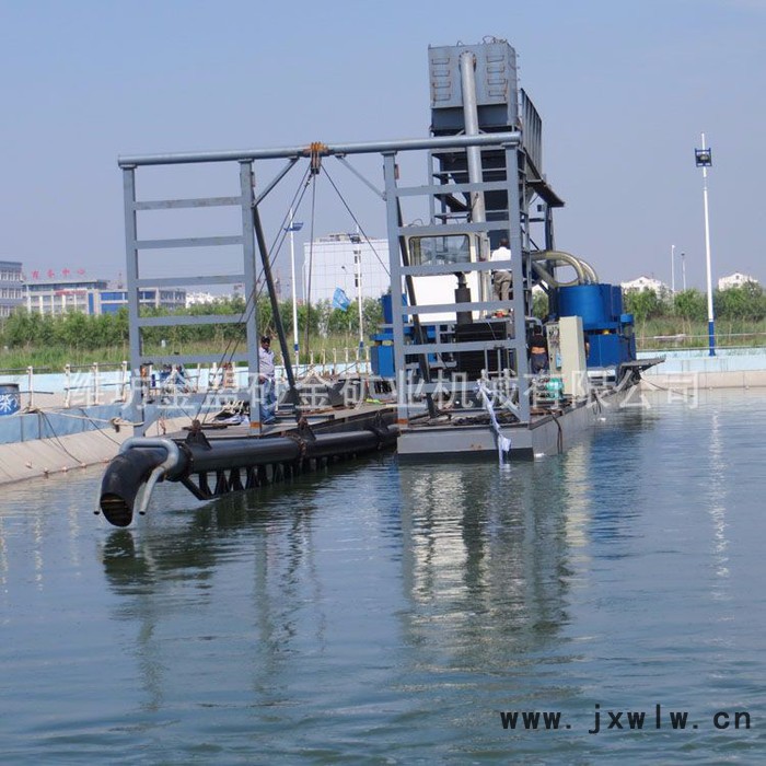 山西陽泉大型抽沙船出砂量 大型射流式抽沙船使用多大馬力發(fā)動機(jī)