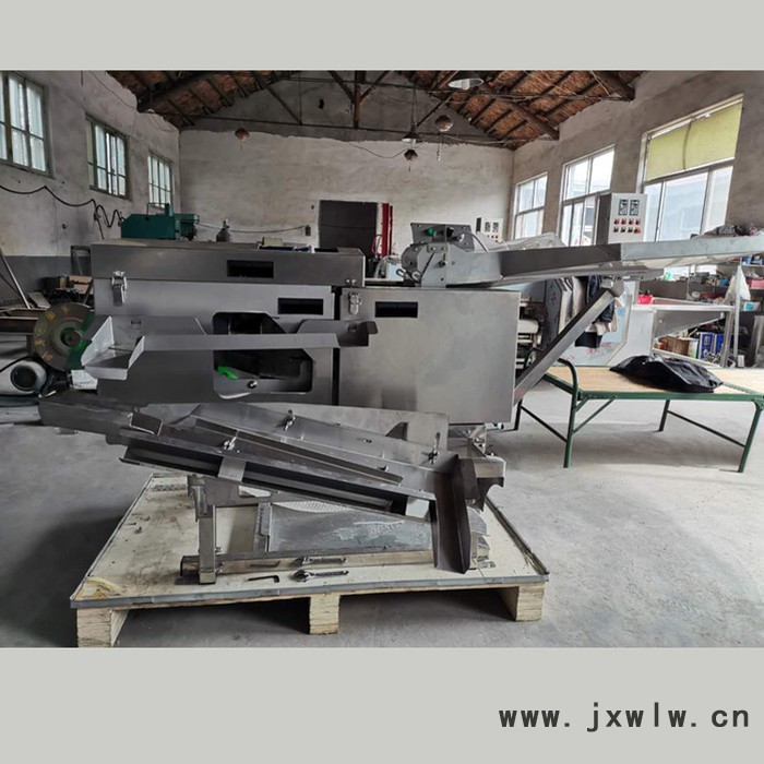 蛋清蛋黃分離機(jī)   蛋殼蛋液分離設(shè)備 雞蛋分蛋機(jī)。。。