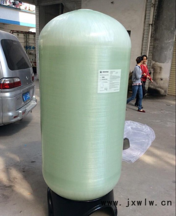 濱特爾1665玻璃鋼樹脂罐 廣州軟化樹脂罐** 地下水過(guò)濾設(shè)備