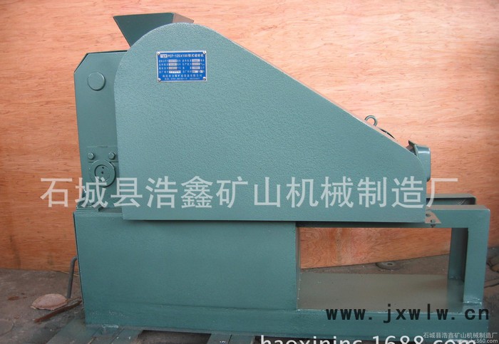 湖北咸寧生產(chǎn)礦石粉碎設備 PEF顎式破碎機價格 實驗室粉碎設備工作原理