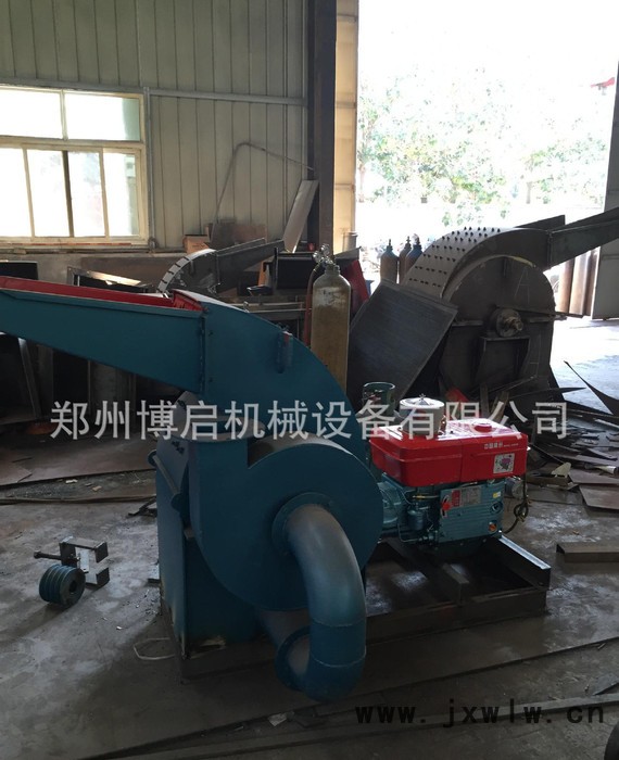 雜木樹(shù)枝園林粉碎機(jī) 新型環(huán)保木材粉碎機(jī) 木材下料角粉碎設(shè)備