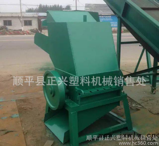 直銷60型塑料粉碎機(jī)、機(jī)油壺雜料粉碎設(shè)備的價(jià)格