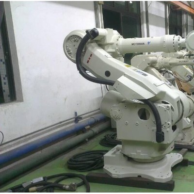 供應(yīng)莫托曼工業(yè)機(jī)器人UP130二手工業(yè)機(jī)器人 二手機(jī)器人