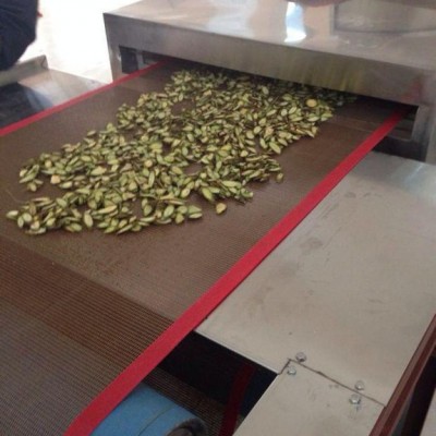 中藥材微波干燥殺菌設(shè)備,中藥飲片殺菌機，中藥飲片干燥設(shè)備