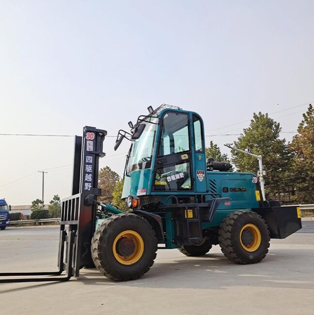 四驅(qū)越野叉車價(jià)格 全新柴油工地用四驅(qū)叉車兩驅(qū)叉車廠家直供