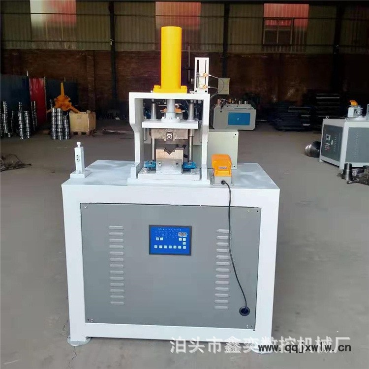 半自動(dòng)沖角機(jī)